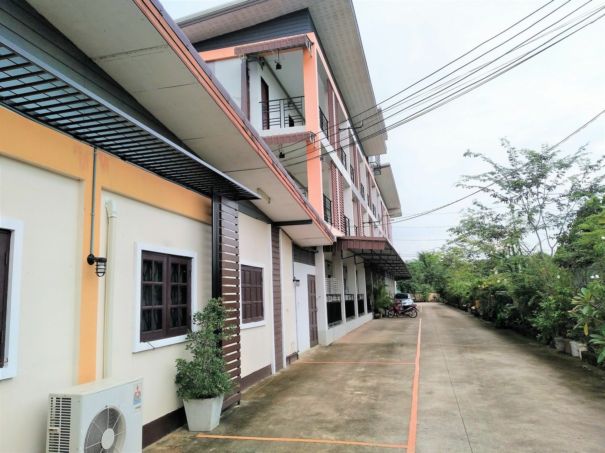 Sweetdream Hotel Kabin Buri Exterior photo